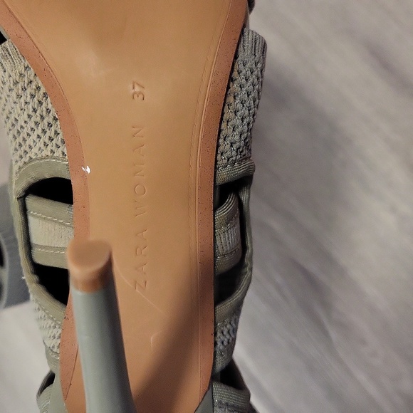 Zara l woman l Heels l Size 6.5 l Euro 37 Ladies Zara heels sage green - Picture 6 of 7